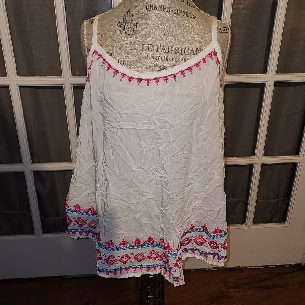 NWT Torrid Womens White Gauze Embroidered Lace Back Cami Tank‎ Top 2 2X